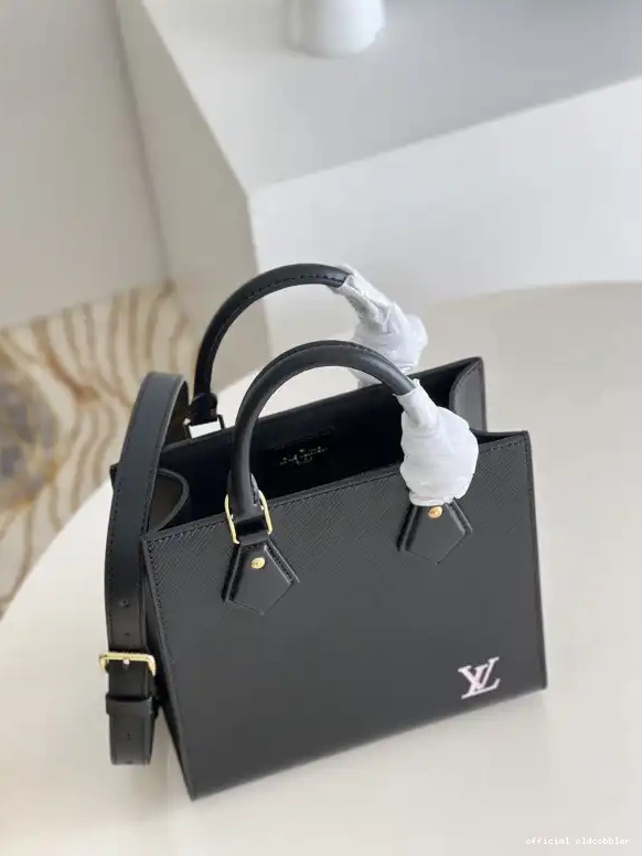 Official oldcobbler SAC VUITTON PETIT LOUIS PLAT 0630